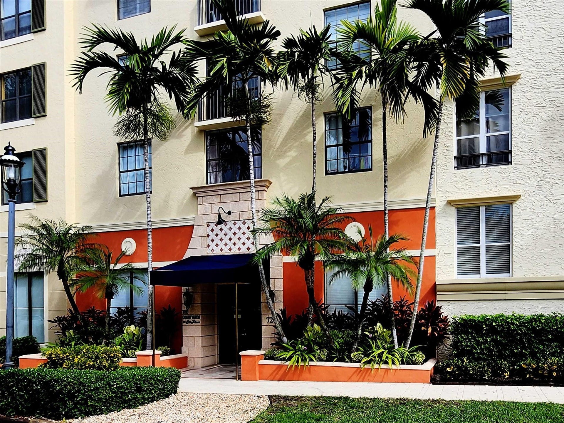 720 S Sapodilla Avenue, #413, West Palm Beach, West Palm Beach, FL 33401 Photo 1