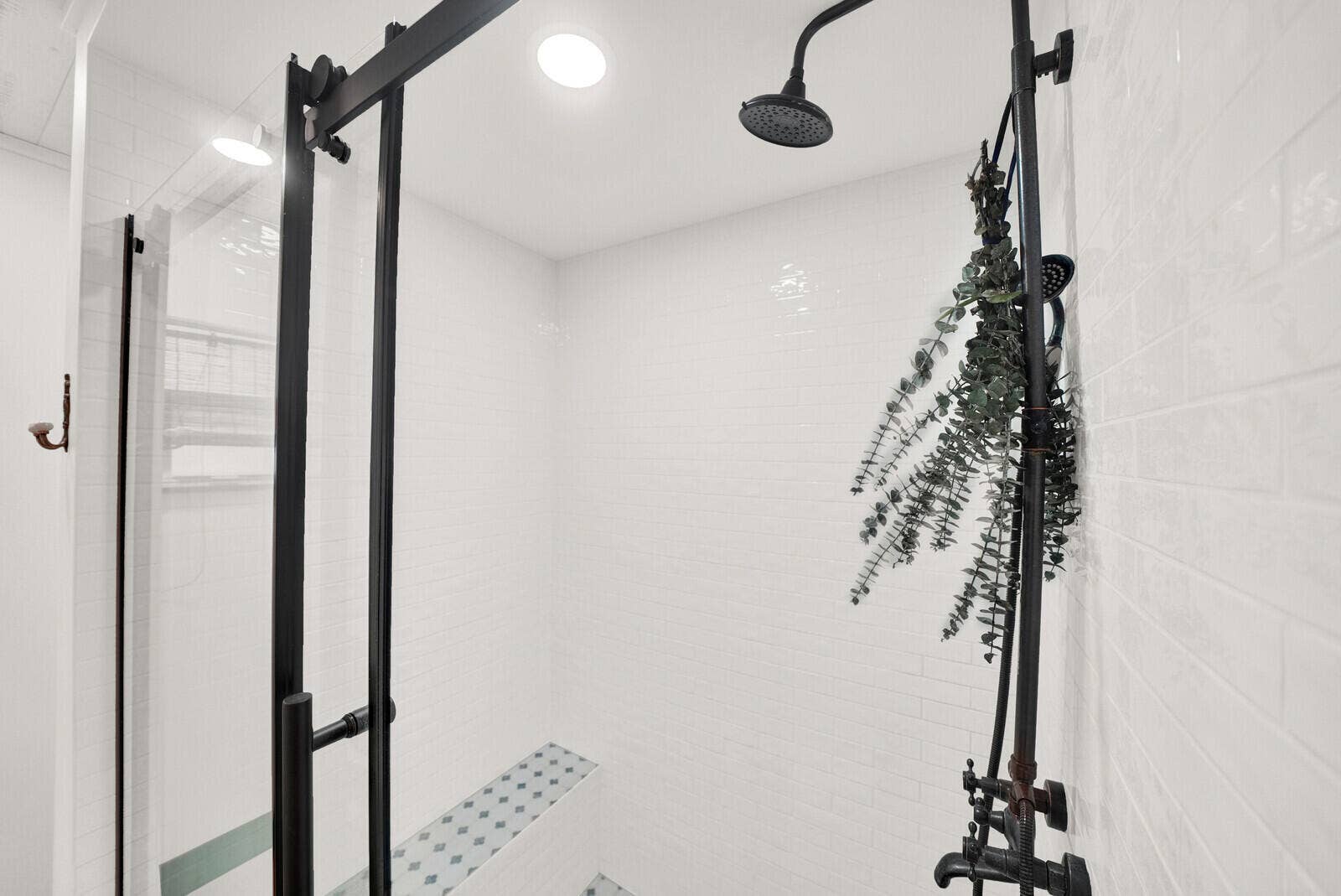 13432 153RD Road N, Jupiter, FL 33478 guest bathroom