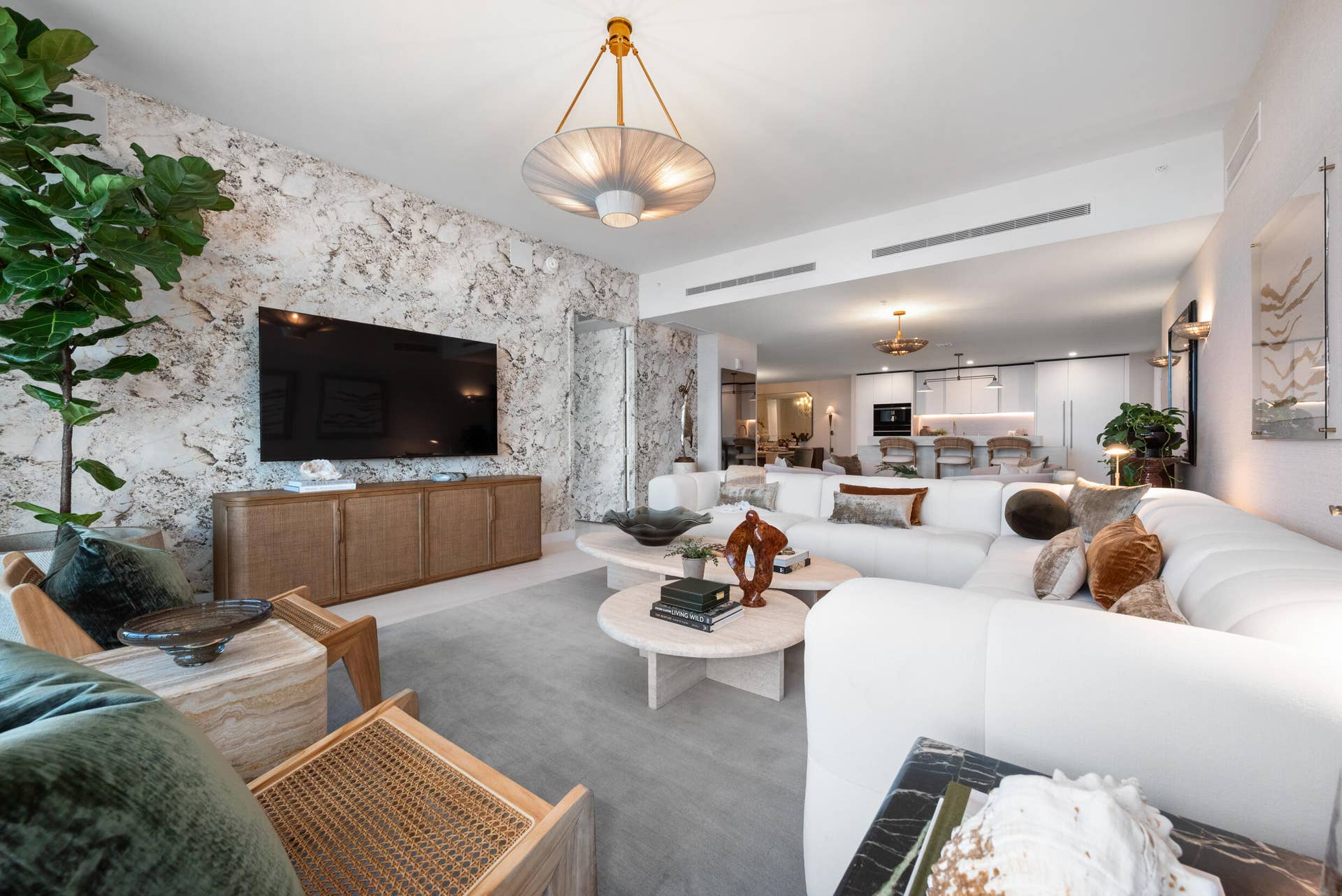 900 N Ocean Boulevard, #MPH02, Pompano Beach, FL 33062 Living Room