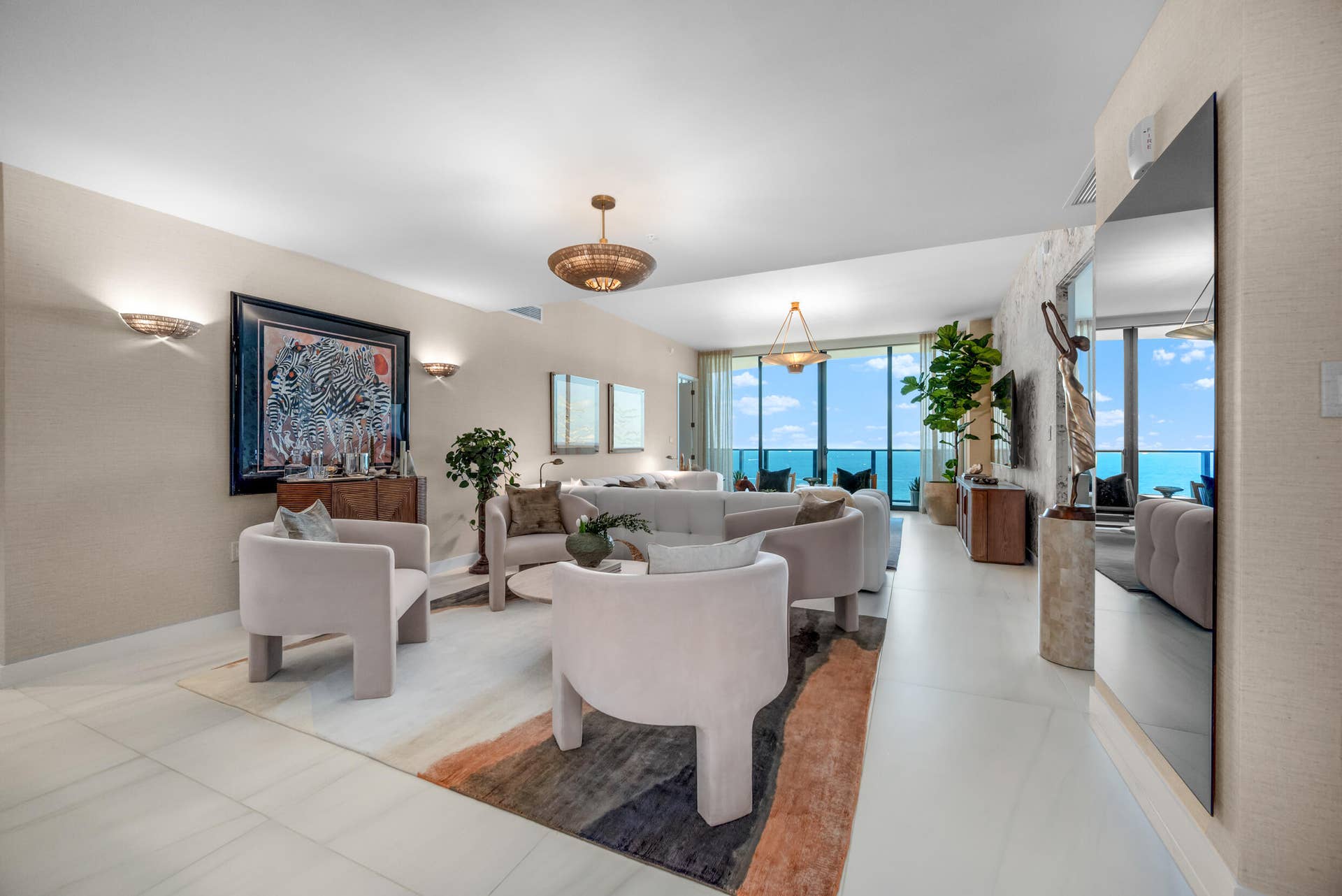 900 N Ocean Boulevard, #MPH02, Pompano Beach, FL 33062 Sitting Area
