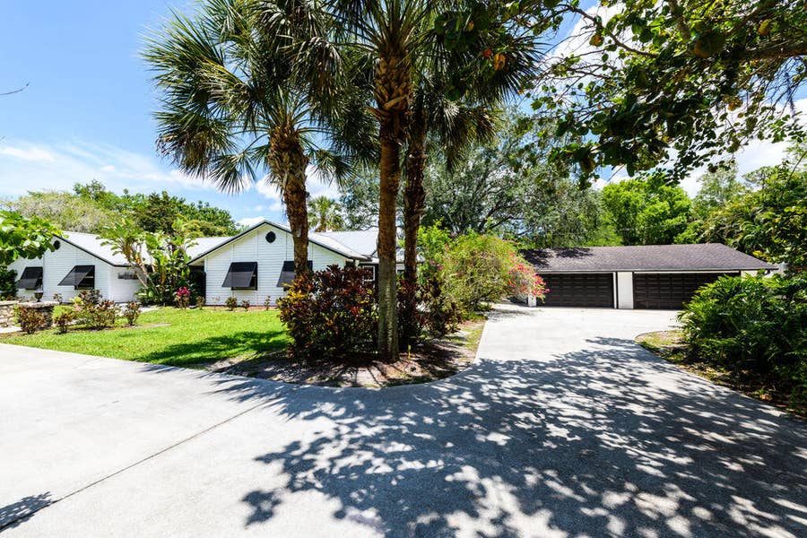 Property photo for 12856 Arrowwood Drive, Palm Beach Gardens, FL