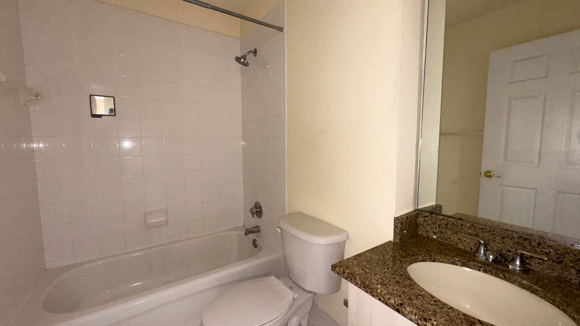 1801 N Flagler Drive, #910, West Palm Beach, West Palm Beach, FL 33407 IMG_0568