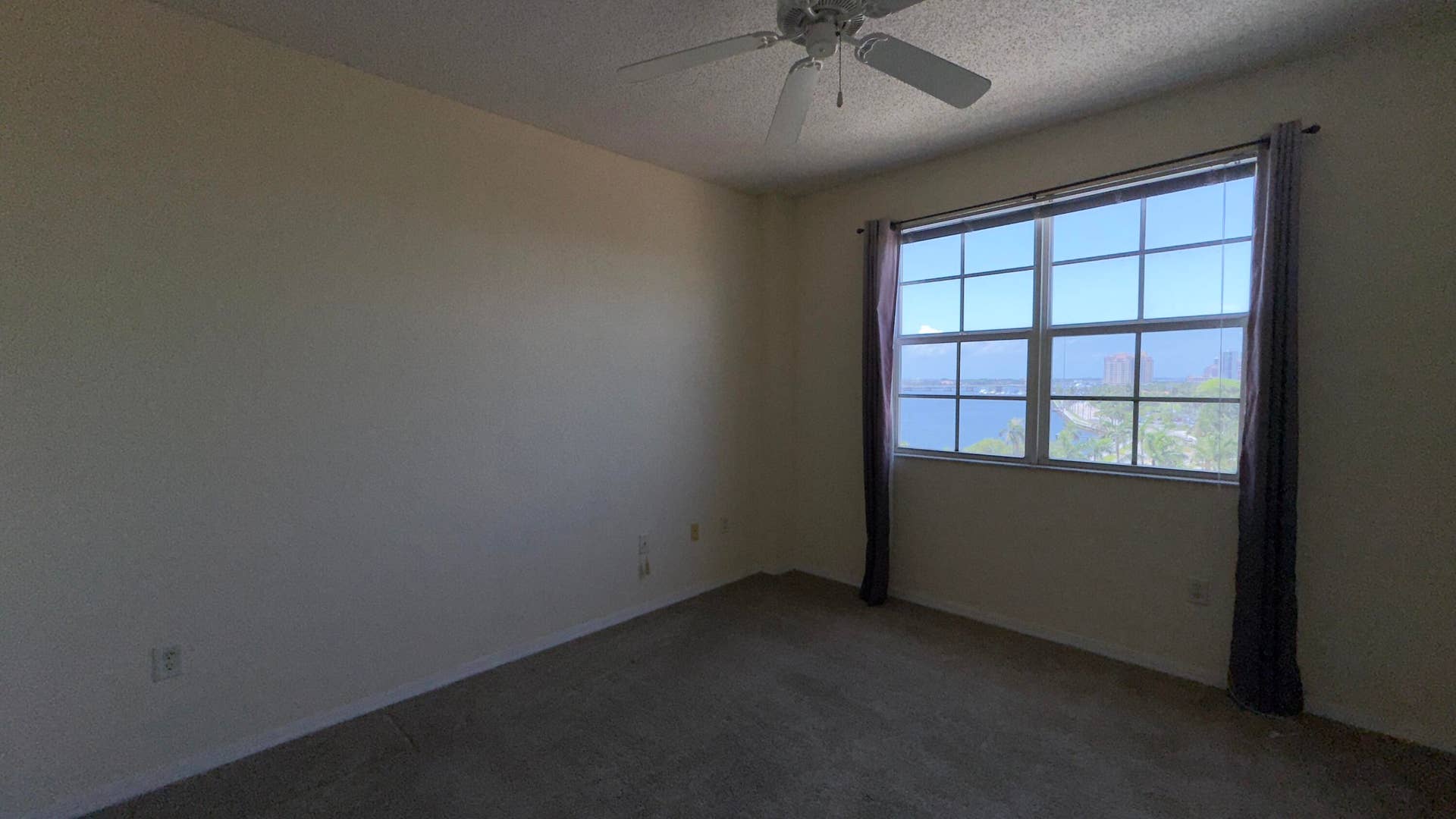 1801 N Flagler Drive, #910, West Palm Beach, West Palm Beach, FL 33407 IMG_0571