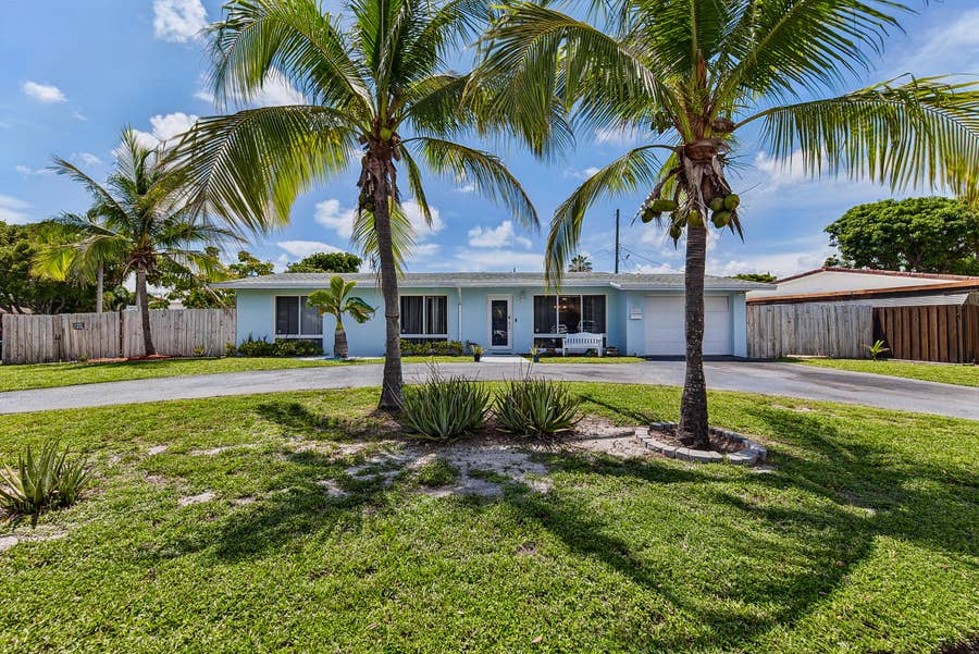 Property photo for 1419 SE 1ST Way, Deerfield Beach, FL