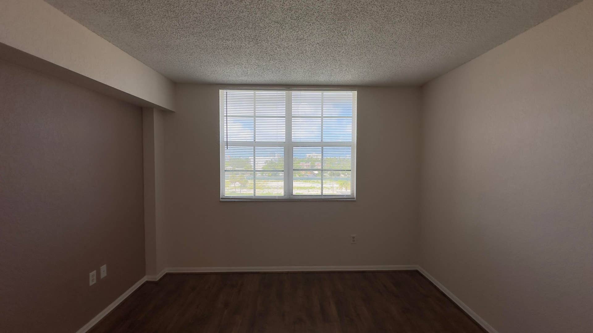 1801 N FLAGLER Drive, #630, West Palm Beach, West Palm Beach, FL 33407 IMG_2215