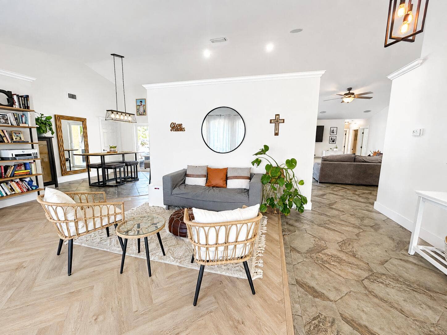 6373 NW 55th Manor, Coral Springs, FL 33067 Front Foyer