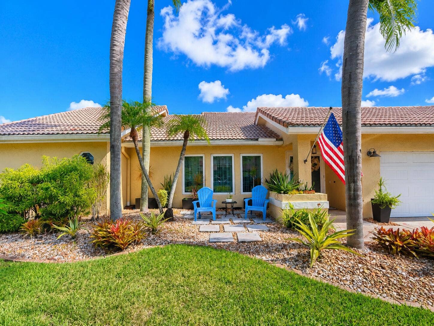 6373 NW 55th Manor, Coral Springs, FL 33067 Front exterior 2