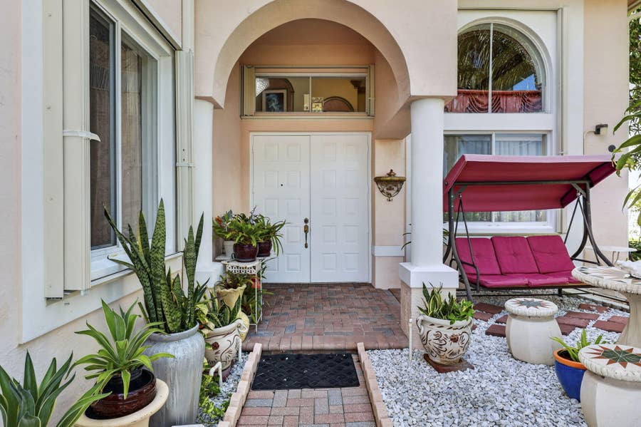 Property photo for 120 ISOLA Circle, Royal Palm Beach, FL