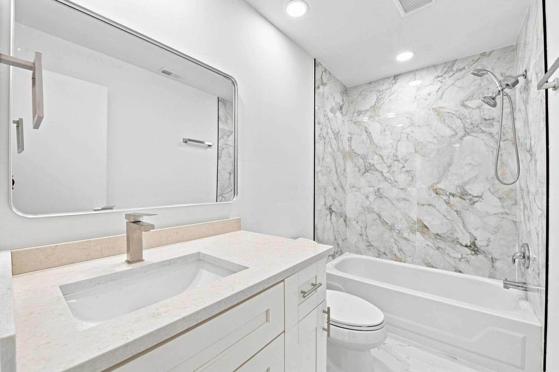 22__dsc8127