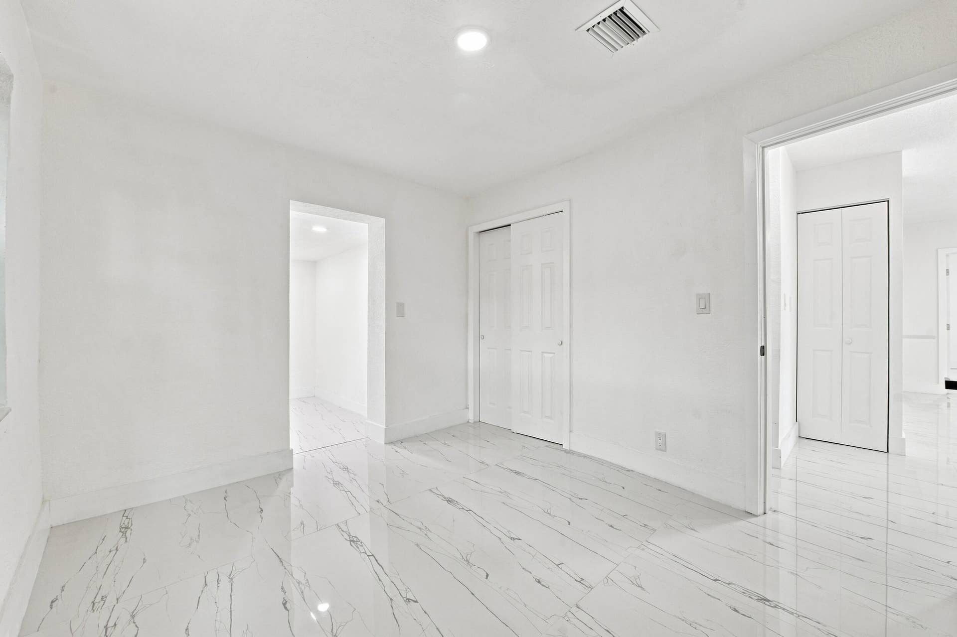 2801 NE 8TH Terrace, Pompano Beach, FL 33064 25__dsc8317