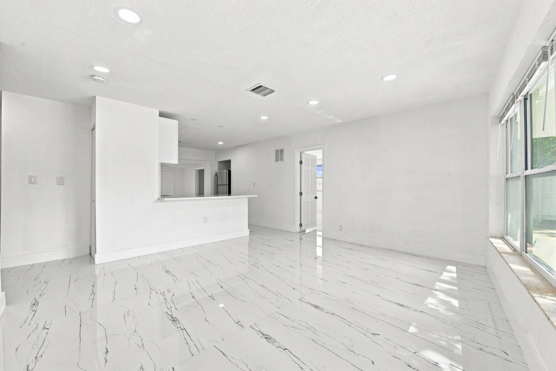 2801 NE 8TH Terrace, Pompano Beach, FL 33064 10__dsc8222