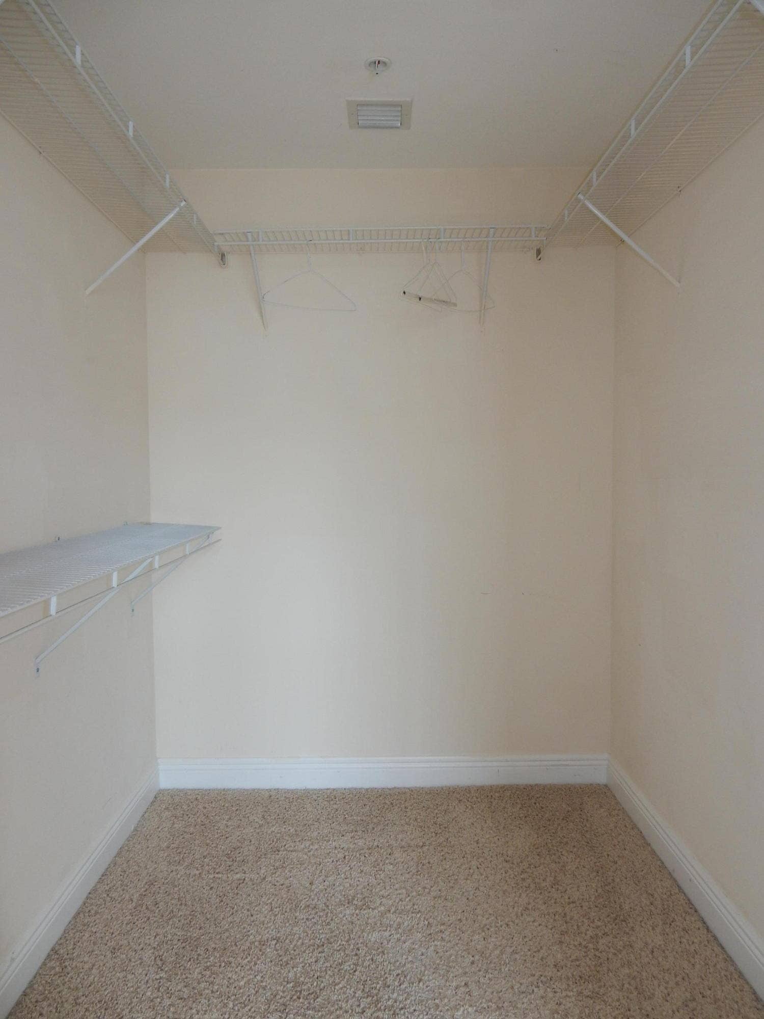 550 Okeechobee Boulevard, #714, West Palm Beach, FL 33401 Walk-in Closet