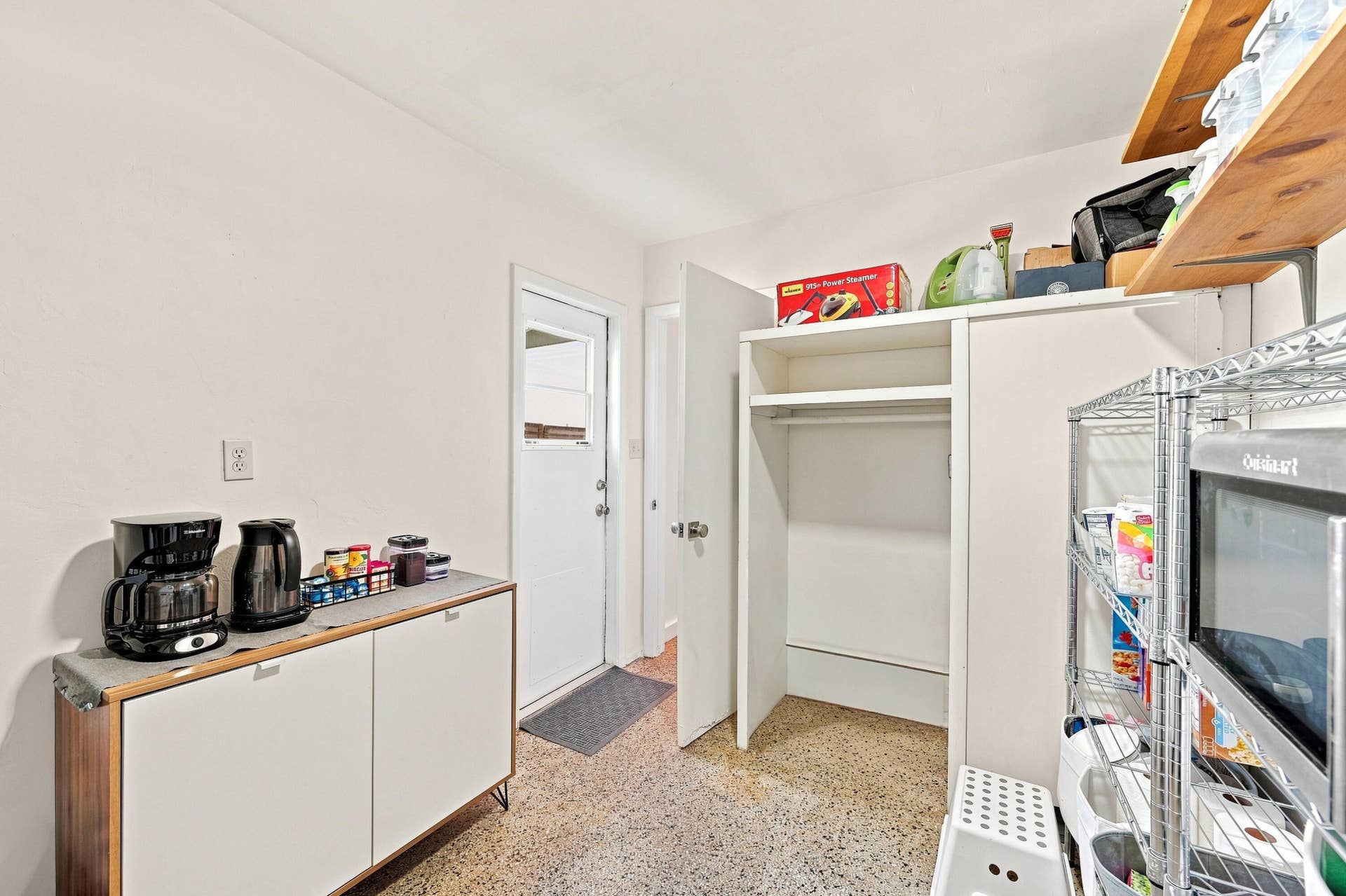 24_pantry