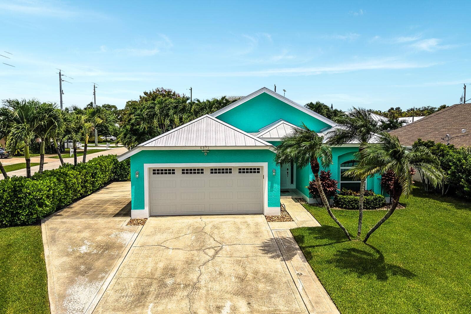6371 DANIA Street, Jupiter, FL 33458 Aerial Front Exterior