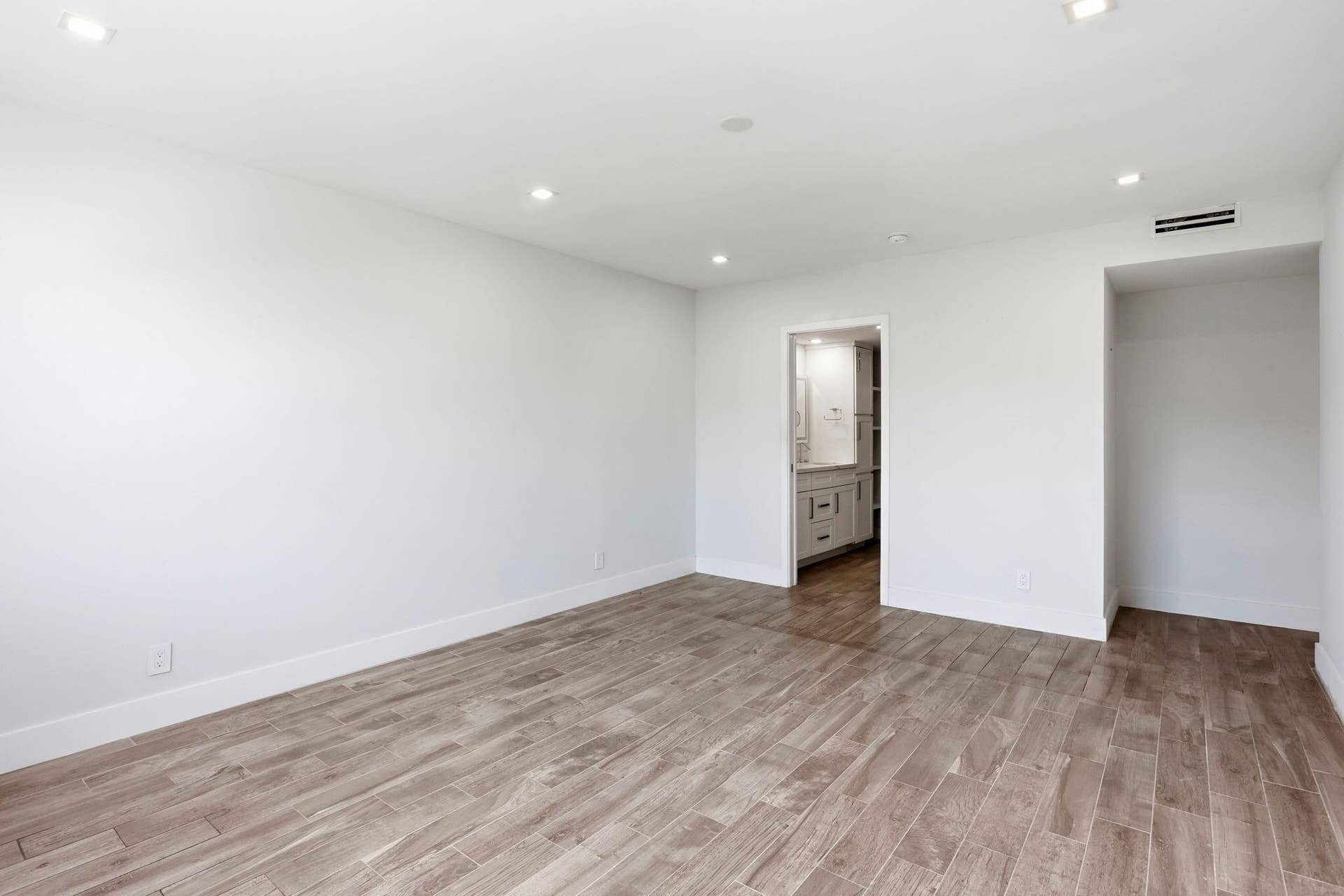 3475 S Ocean Boulevard, #2020, Palm Beach, FL 33480 Primary Bedroom
