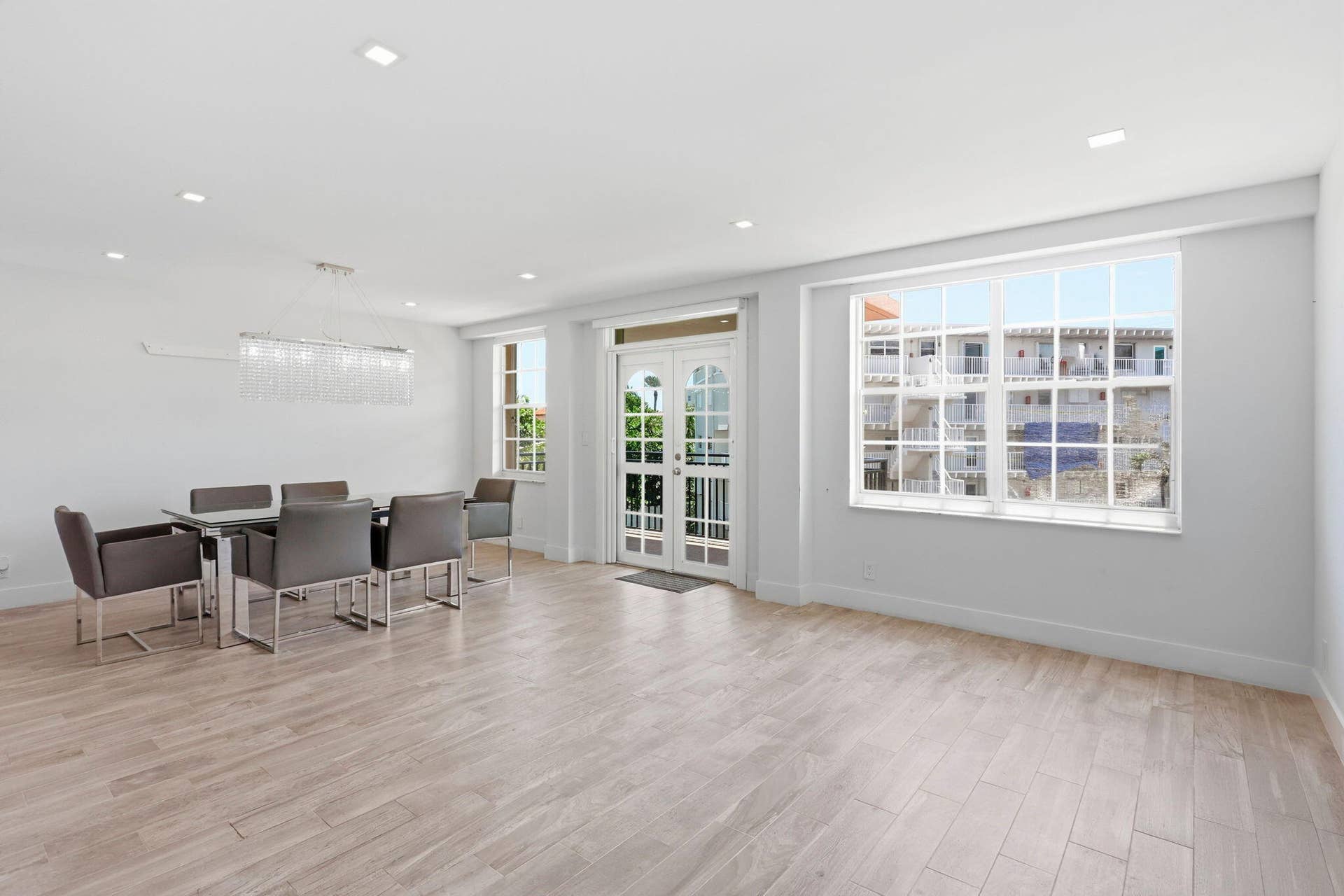 3475 S Ocean Boulevard, #2020, Palm Beach, FL 33480 Living/Dining