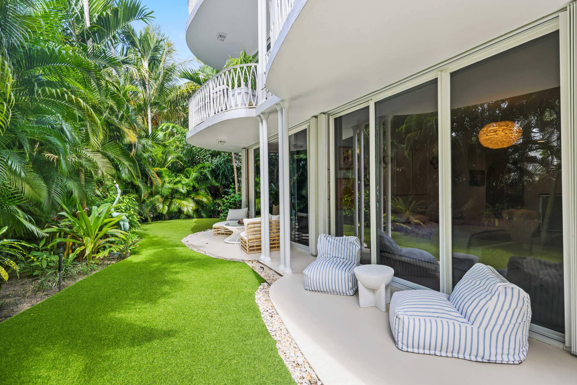 429 Australian Avenue, #3, Palm Beach, FL 33480 Covered Loggia