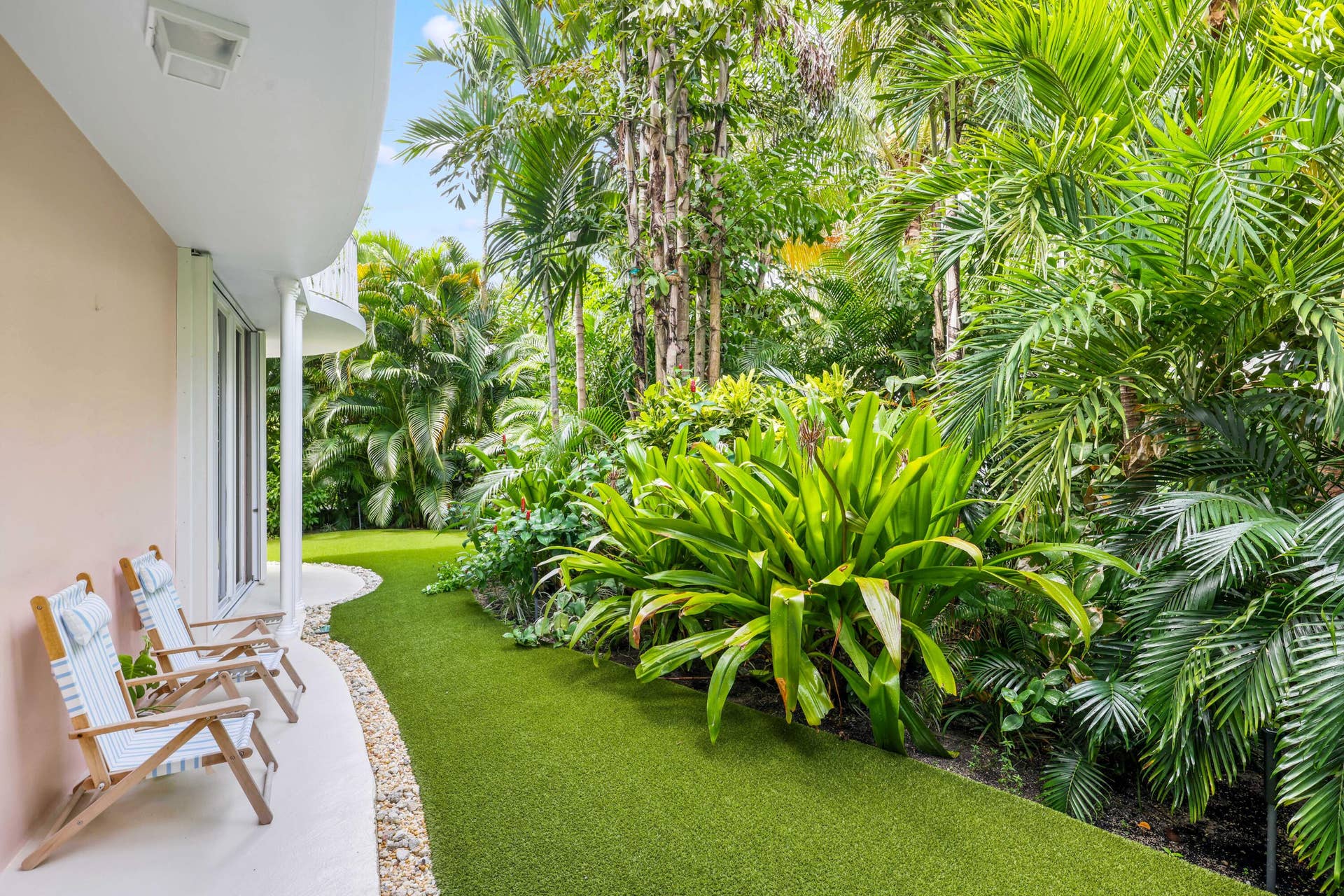 429 Australian Avenue, #3, Palm Beach, FL 33480 Covered Loggia