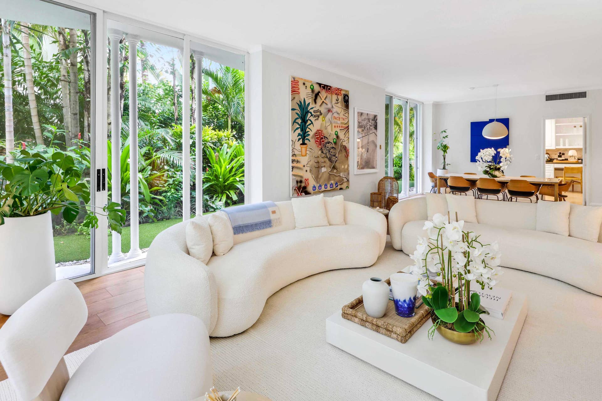 429 Australian Avenue, #3, Palm Beach, FL 33480 Living Room