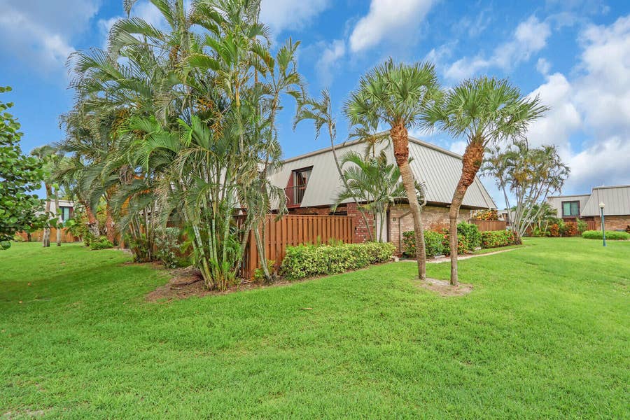 Property photo for 1420 OCEAN Way, #7D, Jupiter, FL