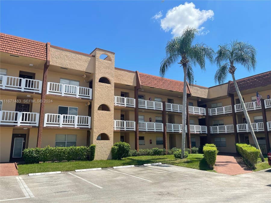 Property photo for 9300 Sunrise Lakes Boulevard, #303, Sunrise, FL