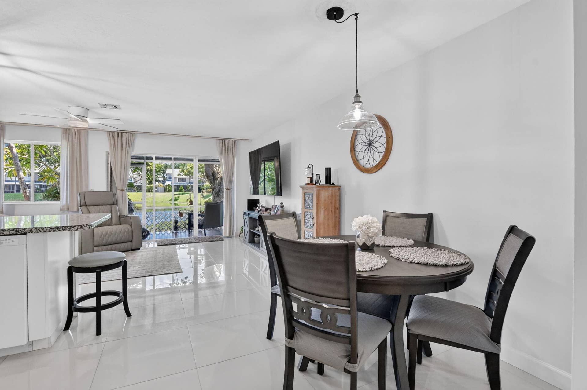 2260 Discovery Circle W, Deerfield Beach, FL 33442 Dining Room