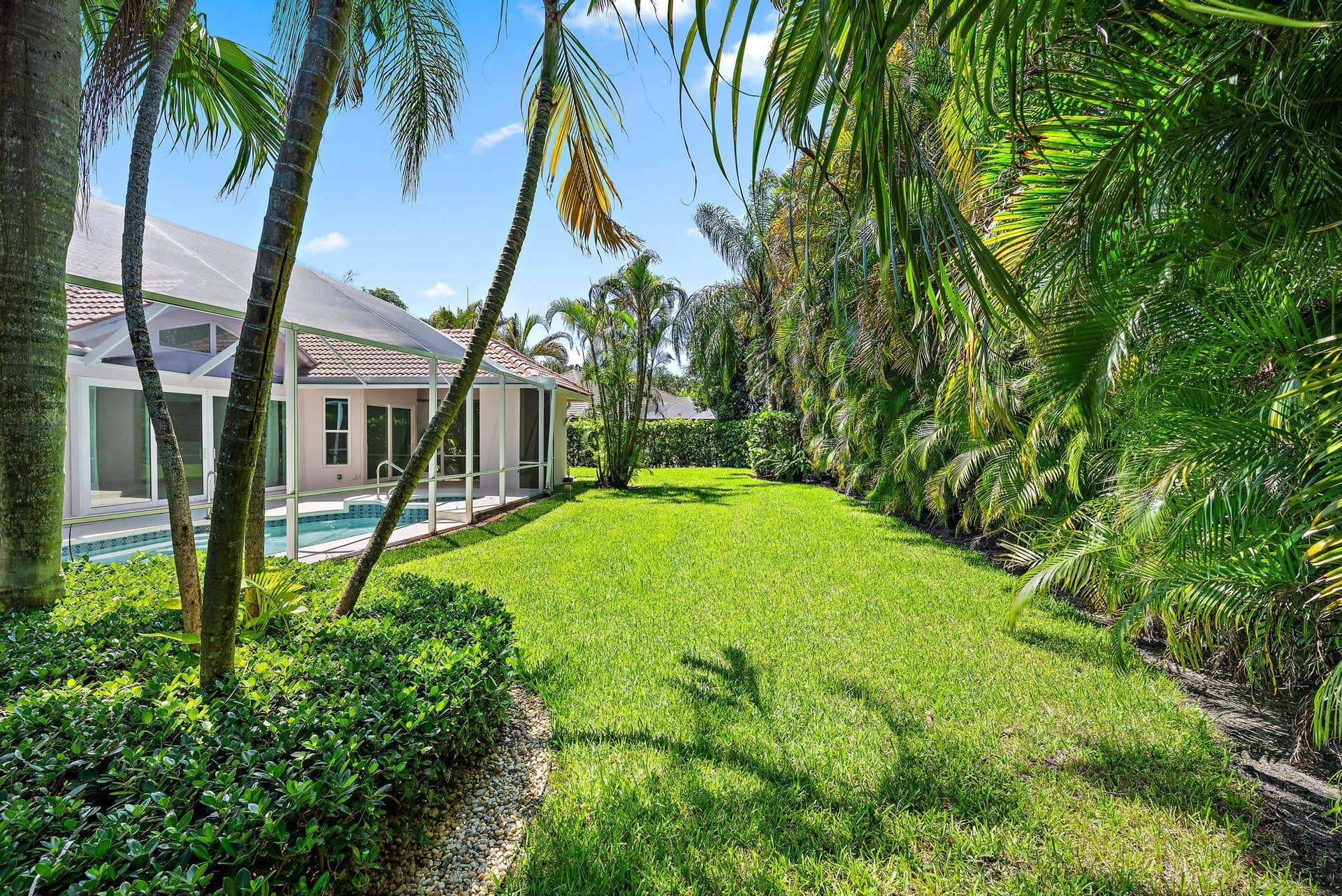 18504 SE Heritage Oaks Lane, Jupiter, FL 33469 Back yard