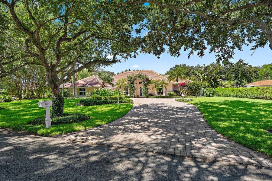Property photo for 18504 SE Heritage Oaks Lane, Jupiter, FL