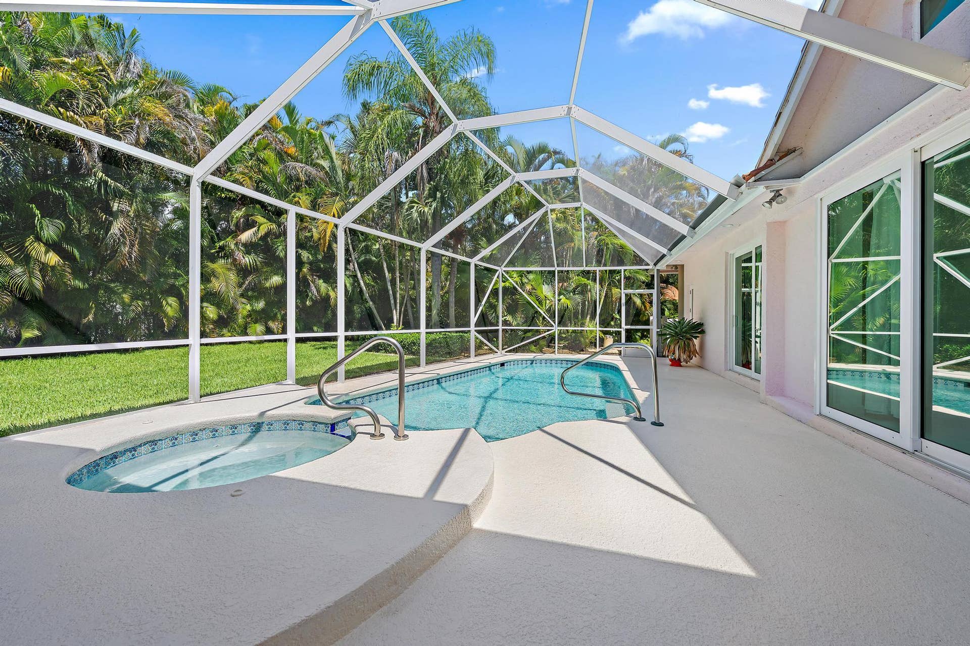 18504 SE Heritage Oaks Lane, Jupiter, FL 33469 Pool
