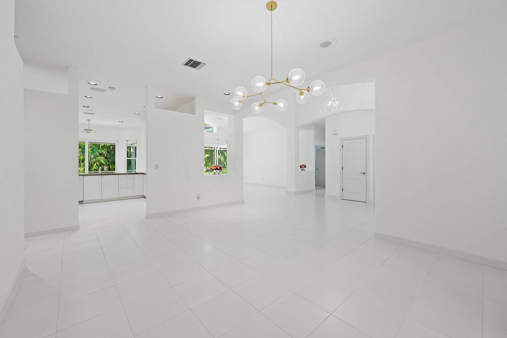 18504 SE Heritage Oaks Lane, Jupiter, FL 33469 Dining