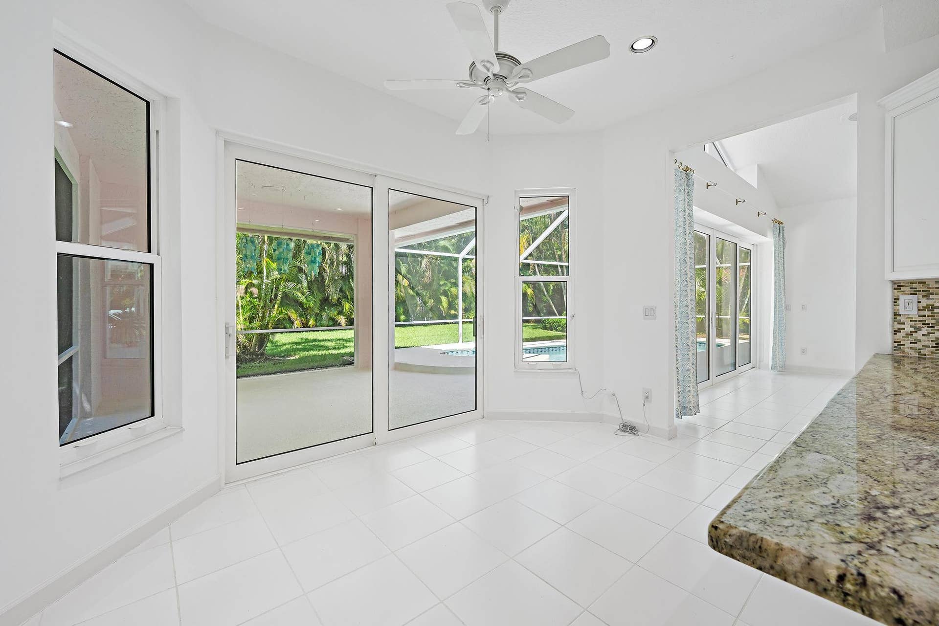18504 SE Heritage Oaks Lane, Jupiter, FL 33469 Breakfast