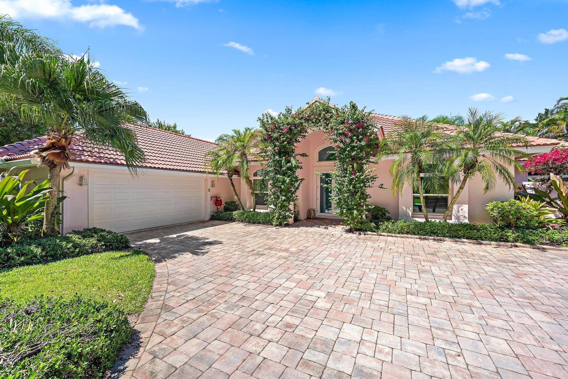 18504 SE Heritage Oaks Lane, Jupiter, FL 33469 18504 SE Heritage Oaks Lane Front