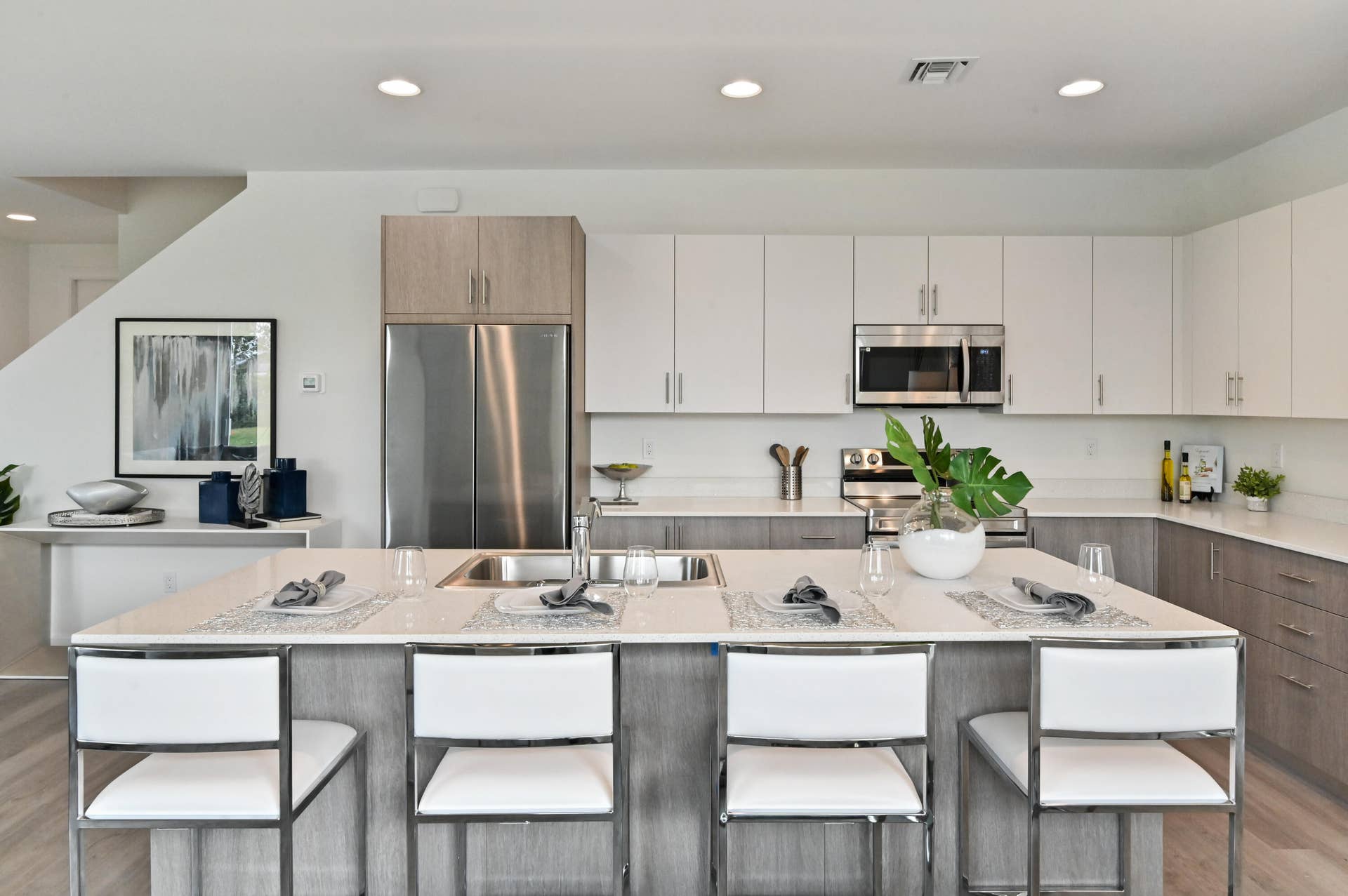 6275 Tenor Drive, West Palm Beach, FL 33413 18 Kitchen 01