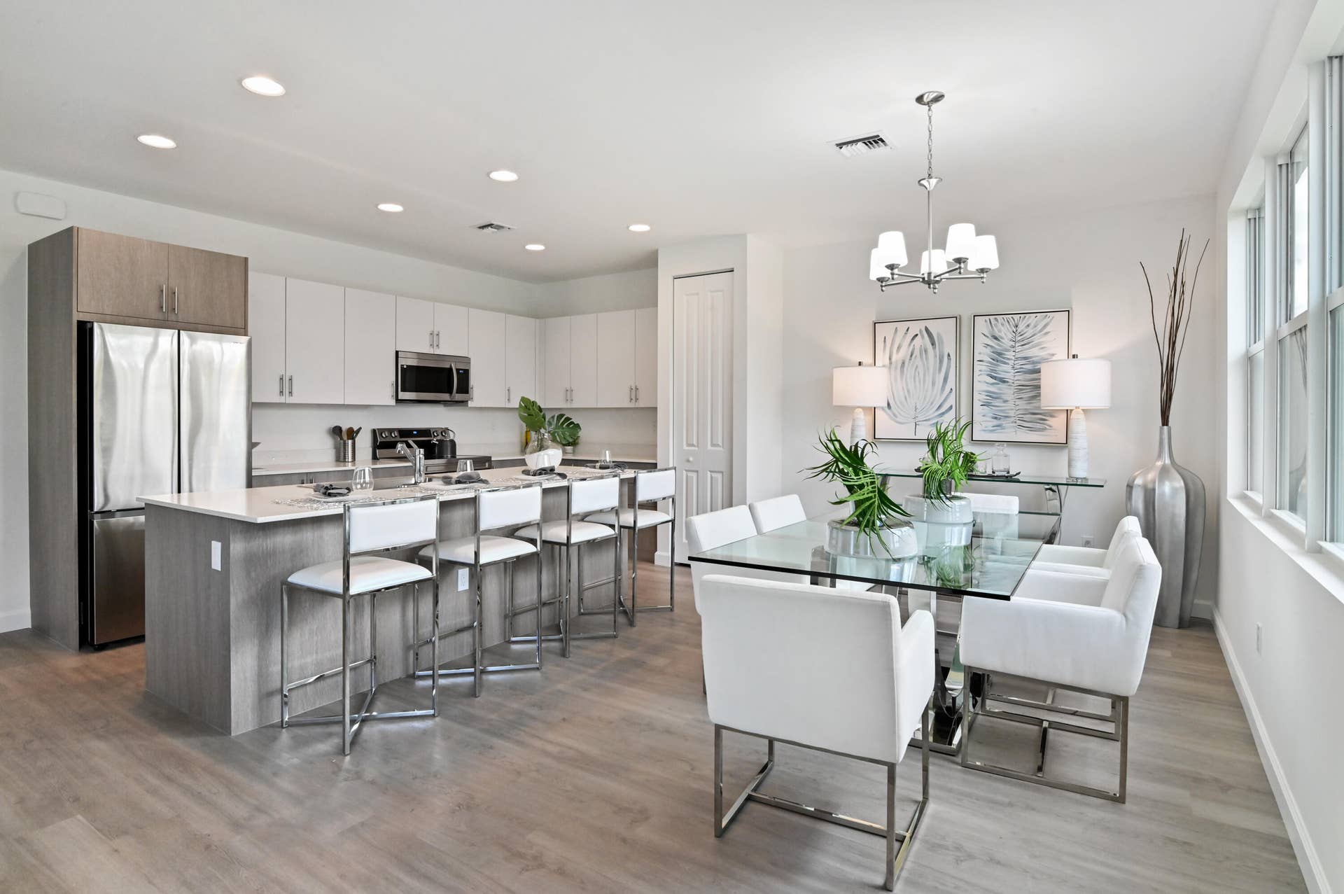 6275 Tenor Drive, West Palm Beach, FL 33413 15 Dining area 02
