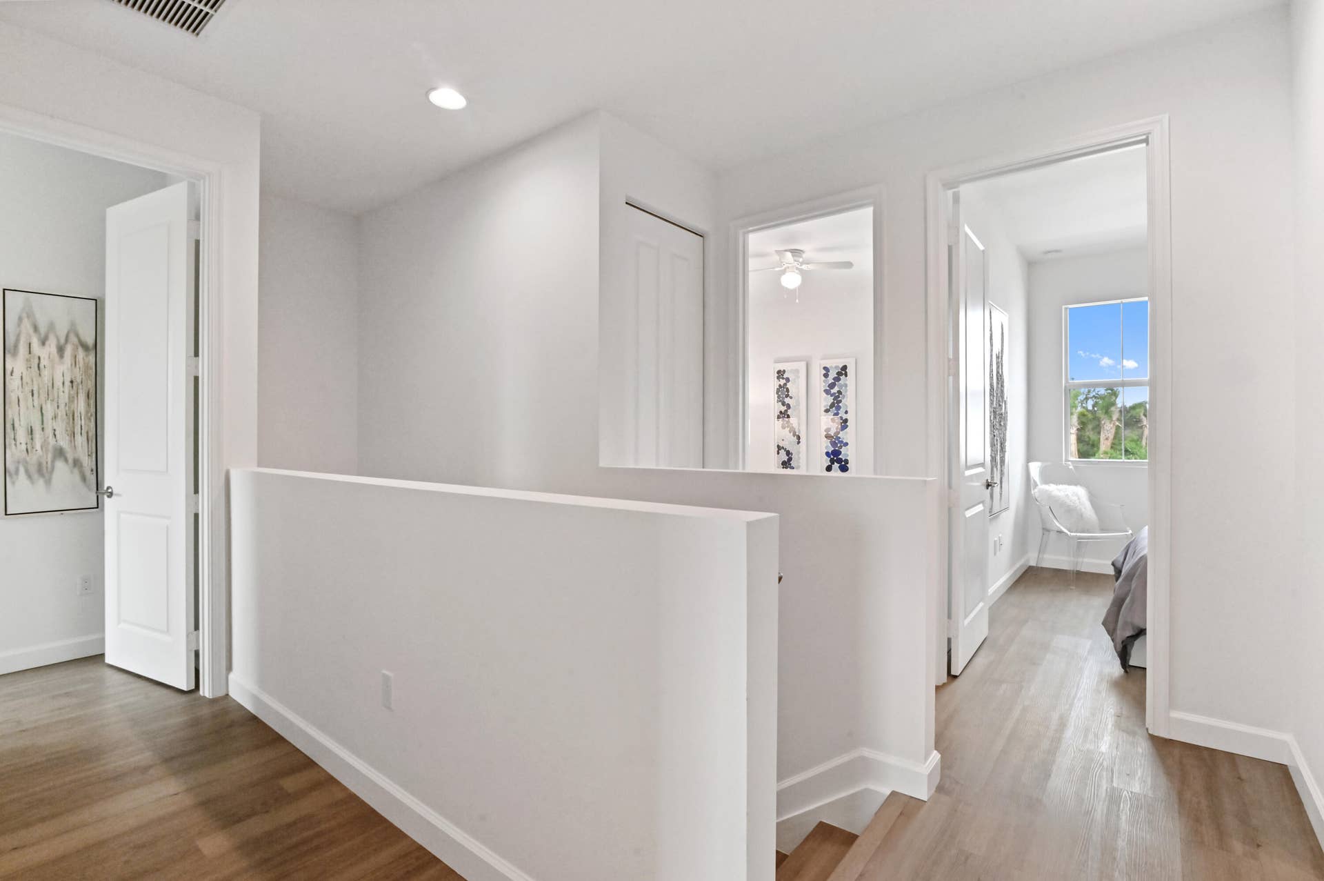 6275 Tenor Drive, West Palm Beach, FL 33413 25 hallway 01