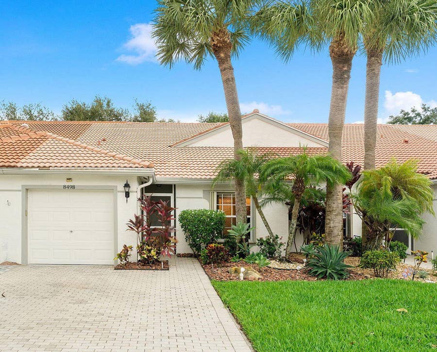 Property photo for 8498 LOGIA Circle, Boynton Beach, FL