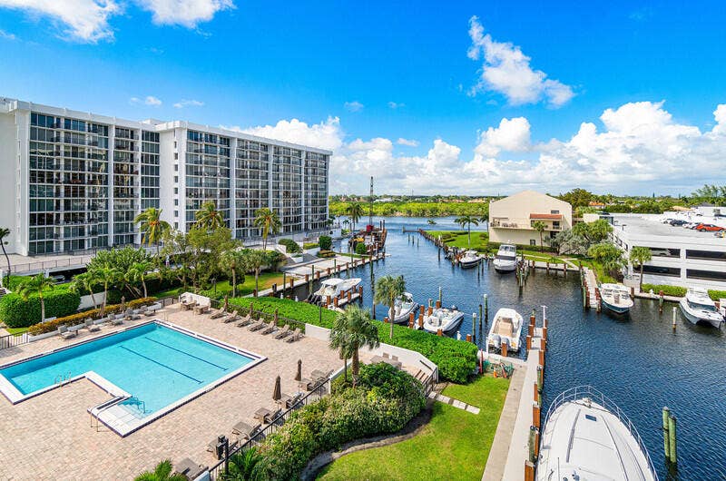 4748 S OCEAN Boulevard, #2A, Highland Beach, FL 33487 039-4748SouthOceanBoulevard-HighlandBeac