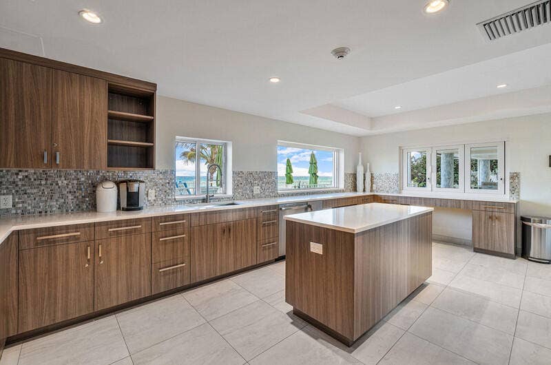 4748 S OCEAN Boulevard, #2A, Highland Beach, FL 33487 057-4748SouthOceanBoulevard-HighlandBeac