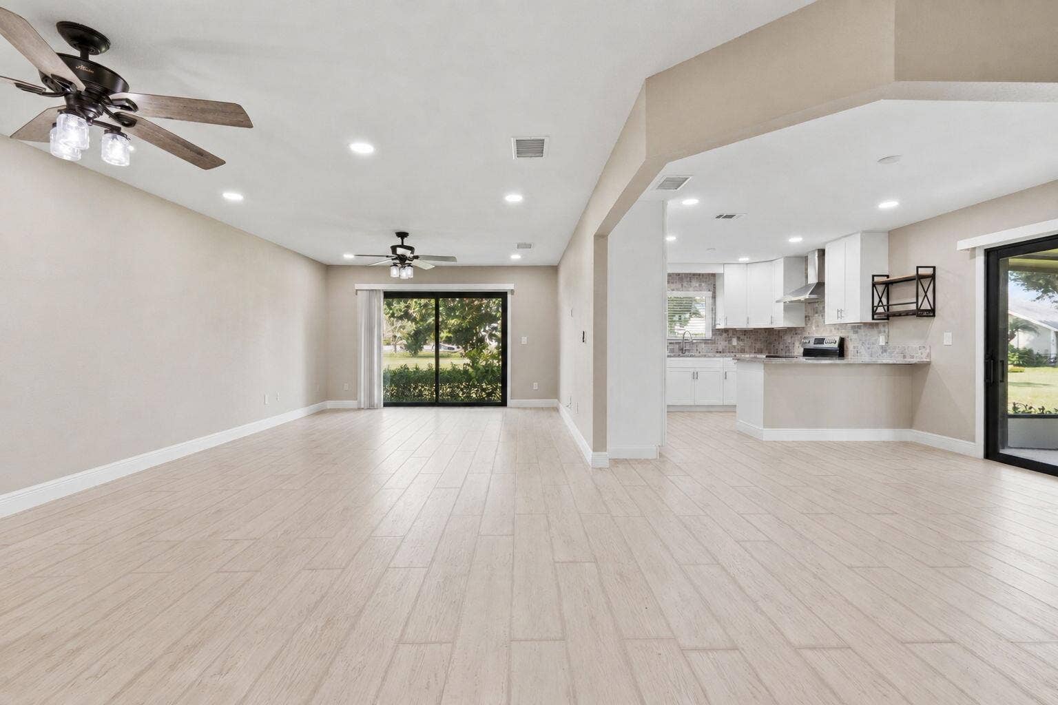 1431 SE COLCHESTER Circle, Port St Lucie, FL 34952 Living space