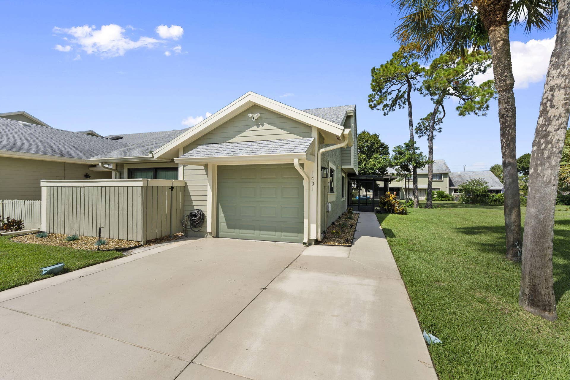 1431 SE COLCHESTER Circle, Port St Lucie, FL 34952 Front
