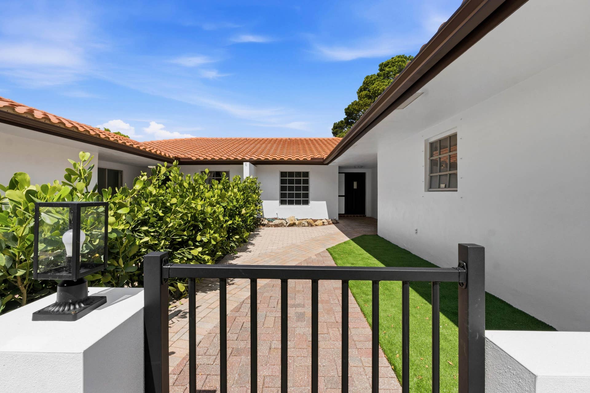 3310 NW 90th Avenue, #N, Coral Springs, FL 33065 Entrance
