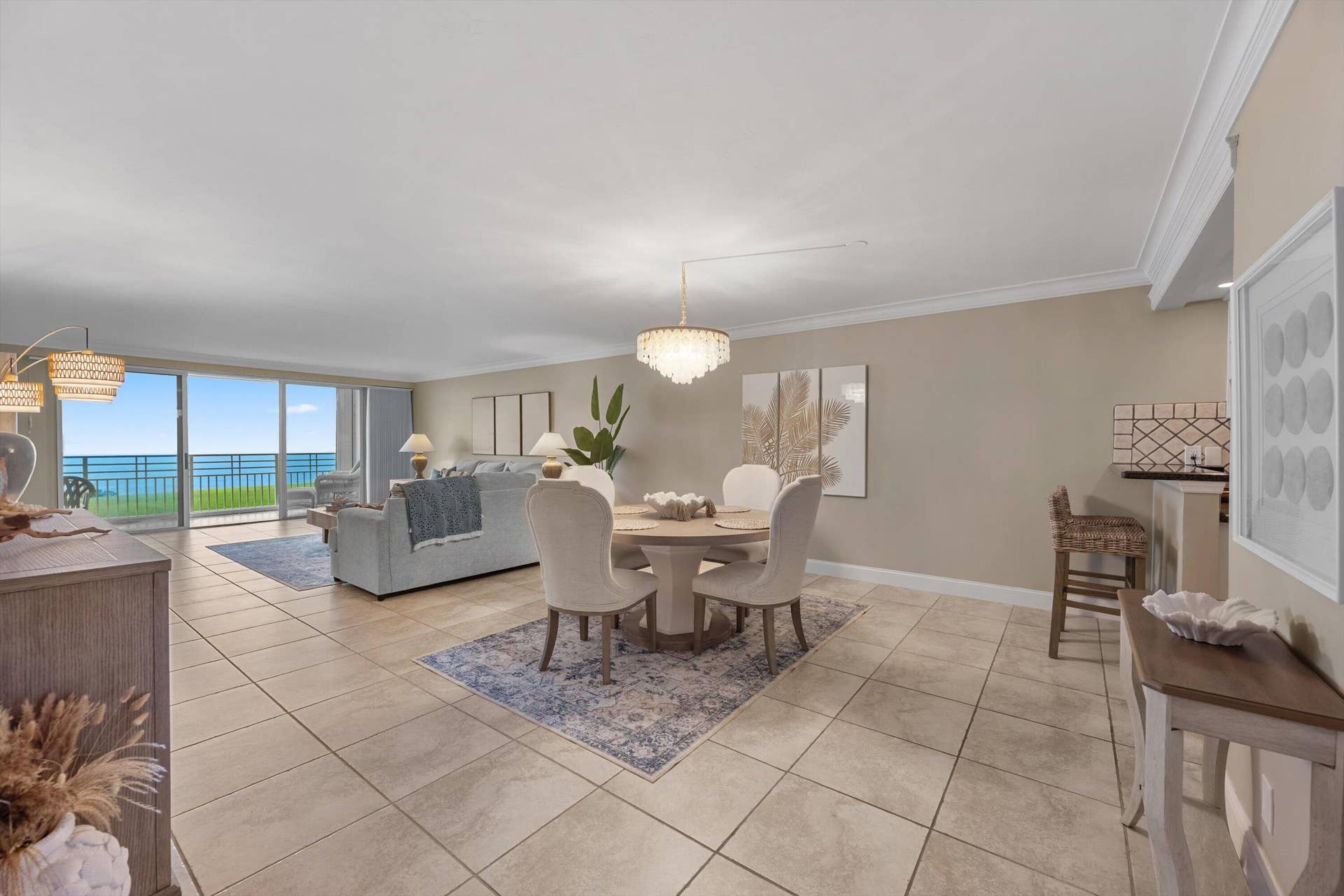 350 Beach Rd 204