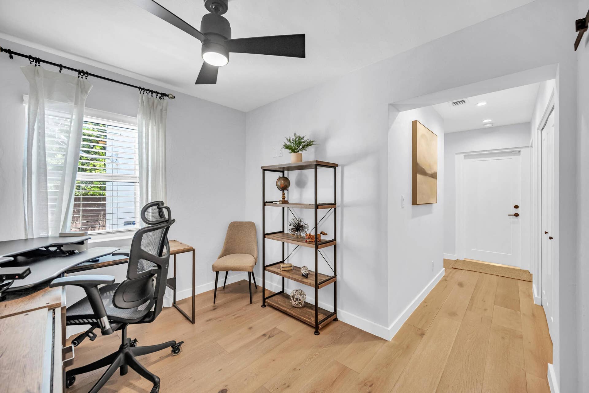 748 NE 17th Way, Fort Lauderdale, Fort Lauderdale, FL 33304 748 NE 17TH WAY--32