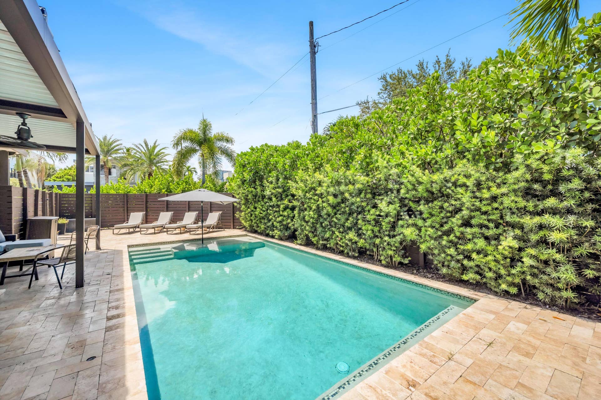 748 NE 17th Way, Fort Lauderdale, Fort Lauderdale, FL 33304 748 NE 17TH WAY--3