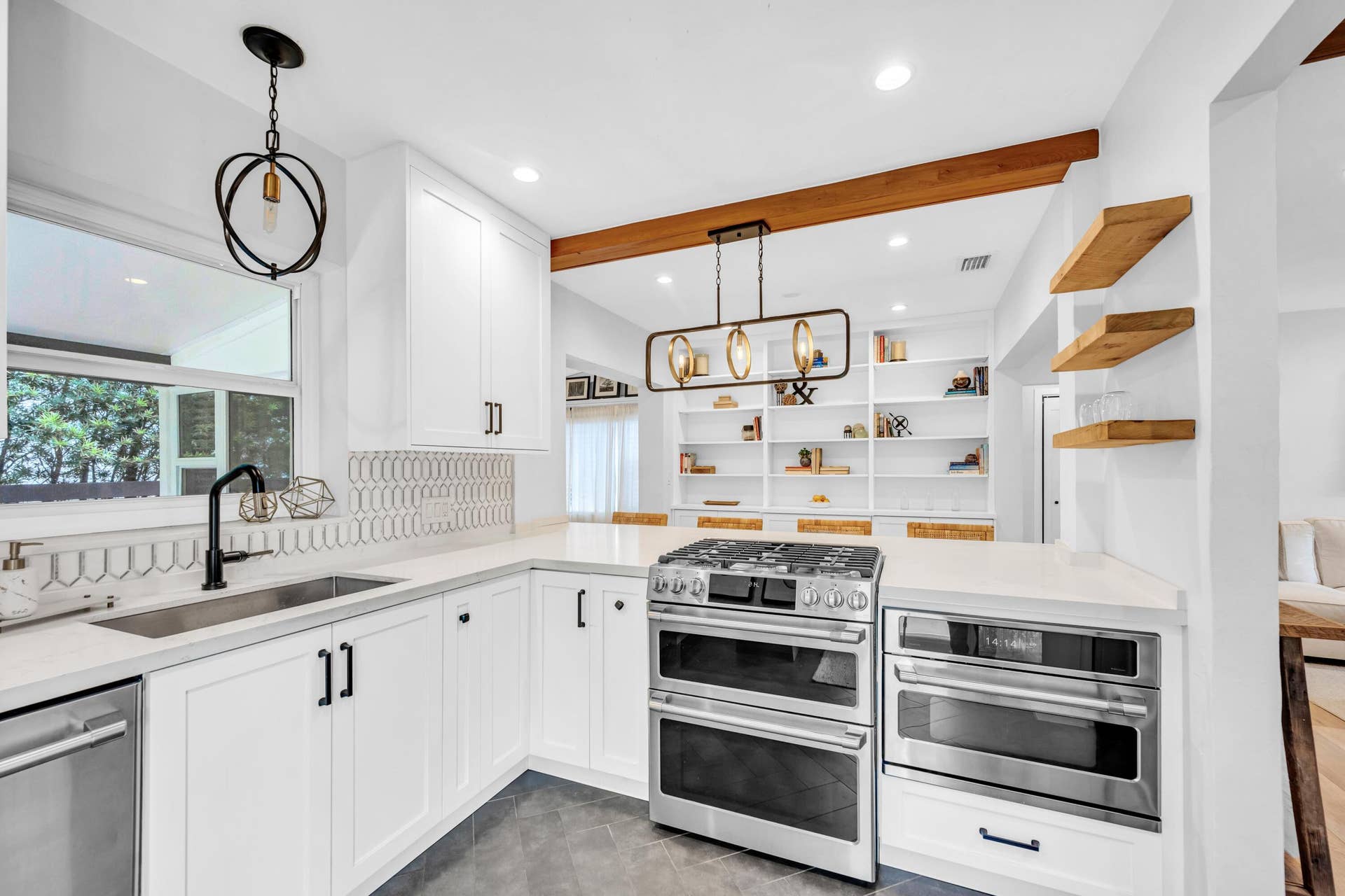748 NE 17th Way, Fort Lauderdale, Fort Lauderdale, FL 33304 748 NE 17TH WAY--27