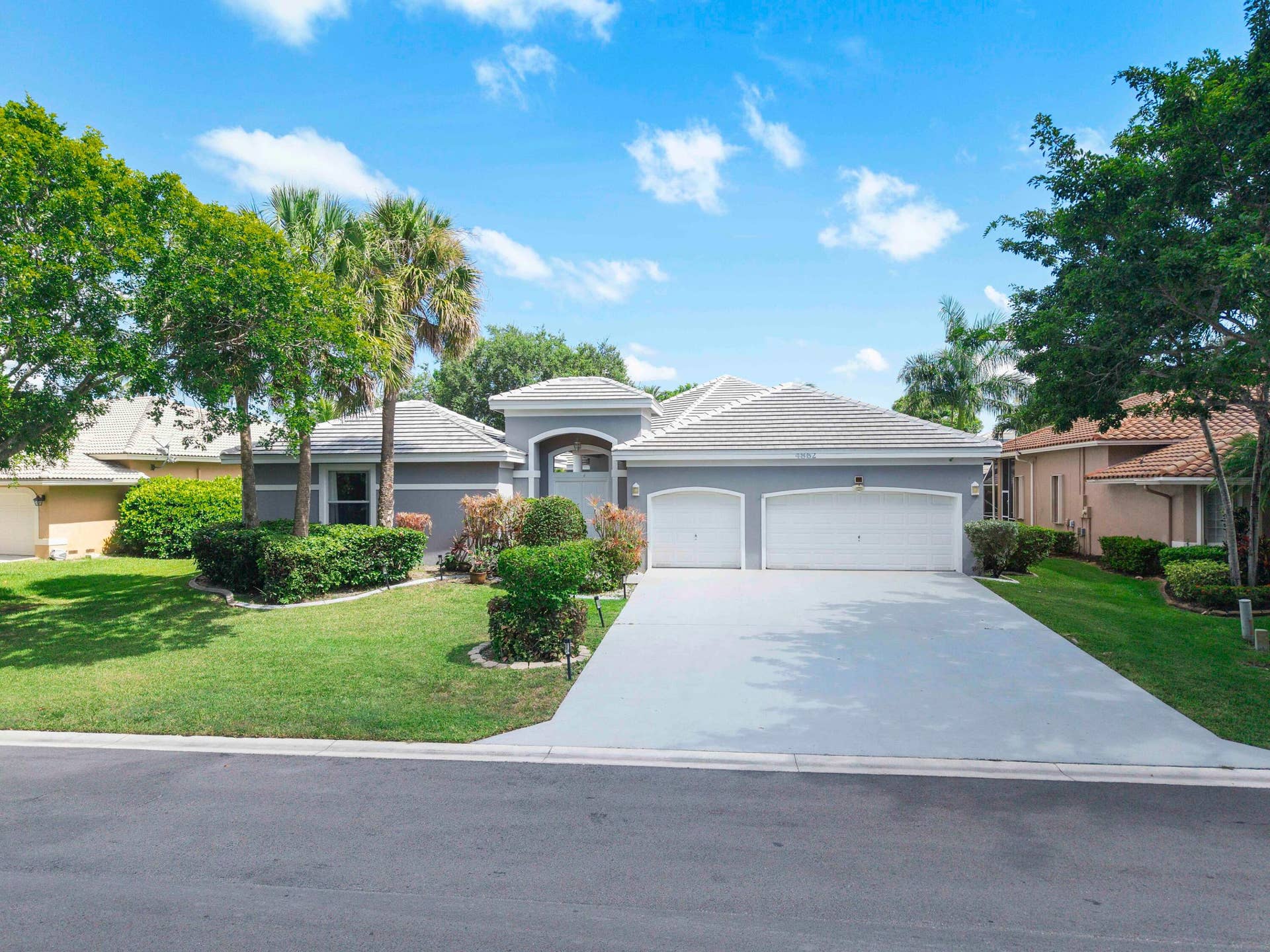 4862 Kensington Circle, Coral Springs, FL 33076 4862 Kensington Cir_001