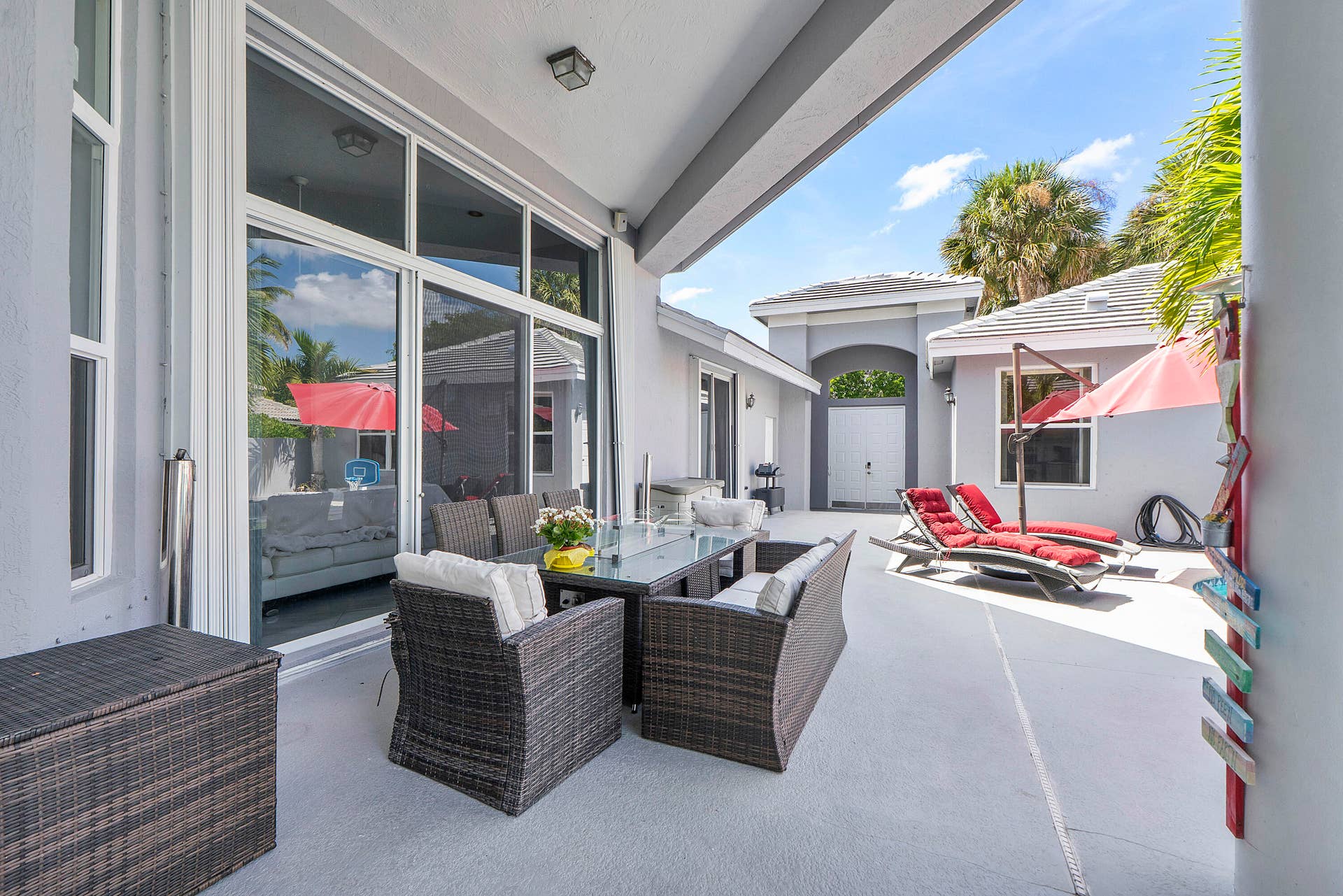 4862 Kensington Circle, Coral Springs, FL 33076 Courtyard Views