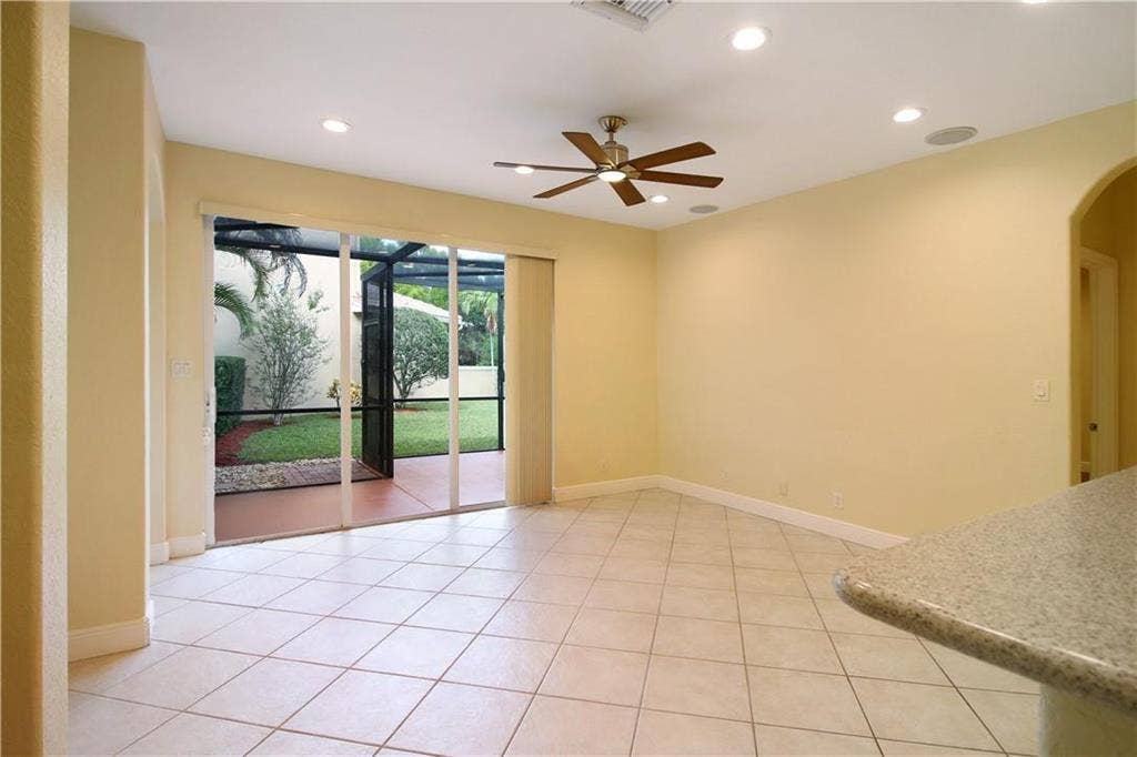 5873 NW 120TH Terrace, Coral Springs, Coral Springs, FL 33076 GetMedia (44) - Copy