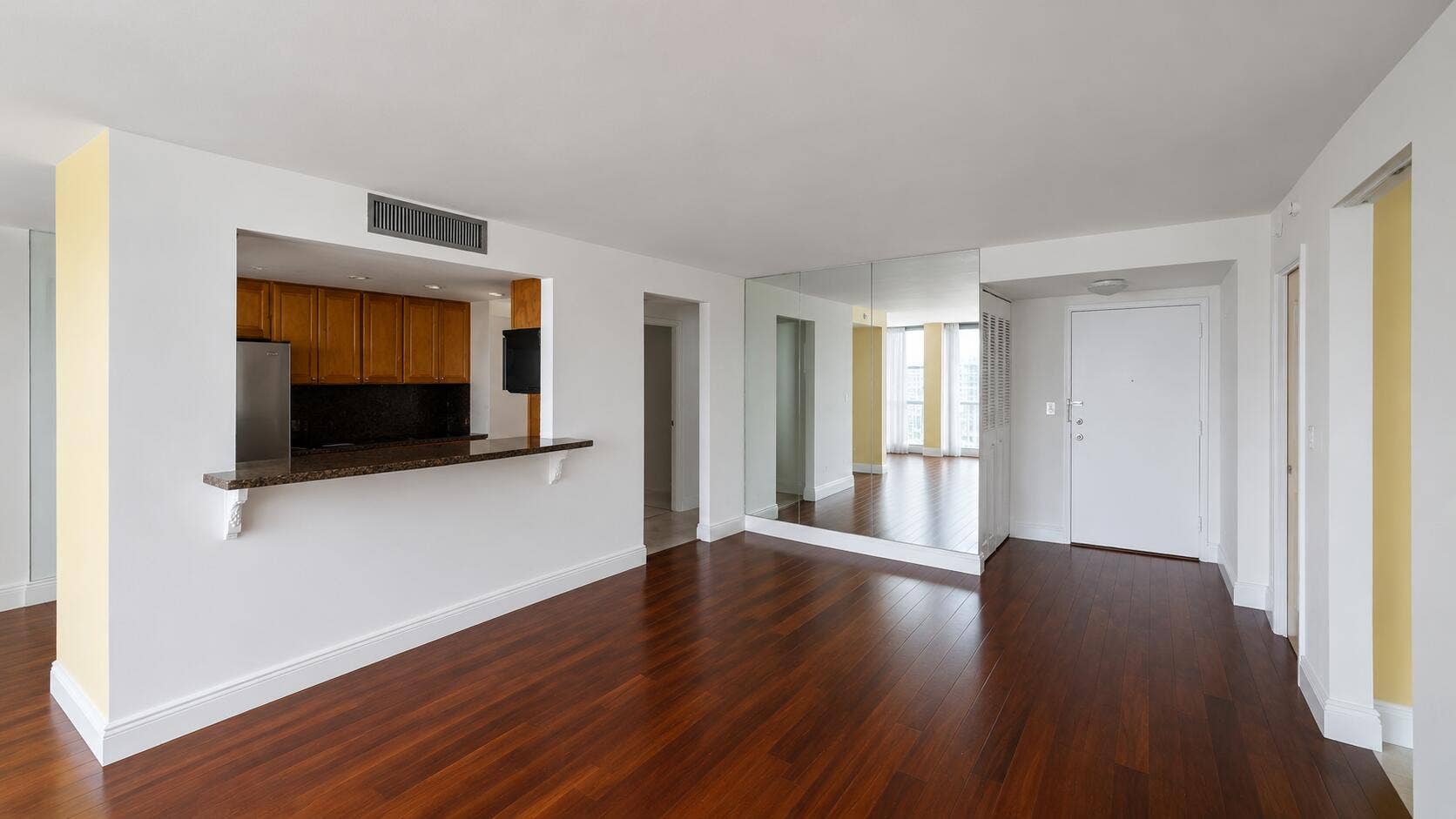 230 174TH Street, #1805, Sunny Isles Beach, FL 33160 Image Aug 13, 2026, 05_24_00 PM