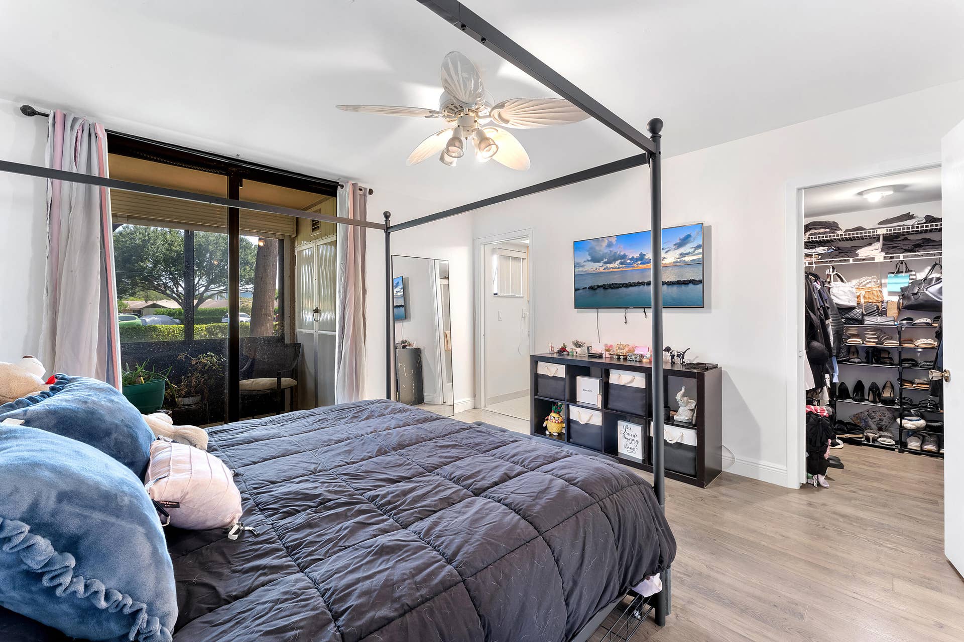 5280 Las Verdes Circle, #124, Delray Beach, FL 33484 4-print-DSC00788